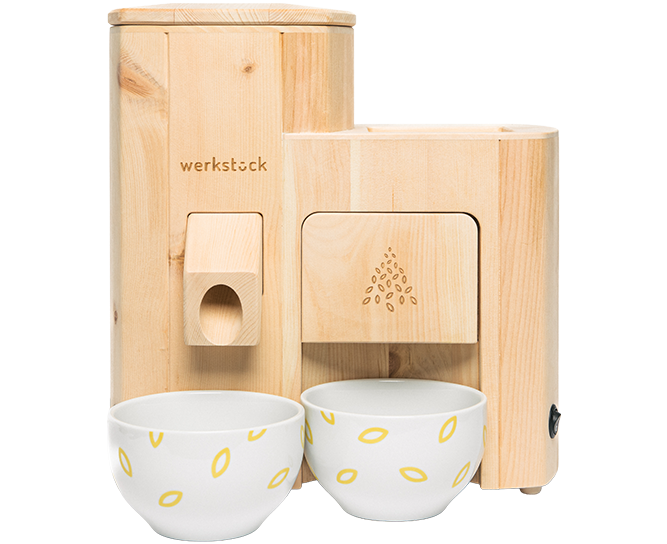 Bild von Getreidemühle und Flocker Kombigerät elektrisch aus Zirbe