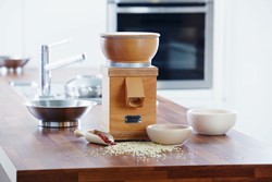 Zeige Details für Getreidemühle Cerealo 200 Die Starke Elektrische mit 600 Watt Bild von Getreidemühle Cerealo 200 Die Starke Elektrische mit 600 Watt